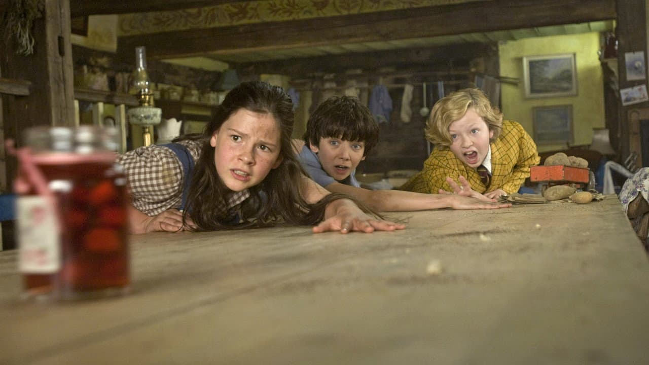 Nanny McPhee and the Big Bang still 6