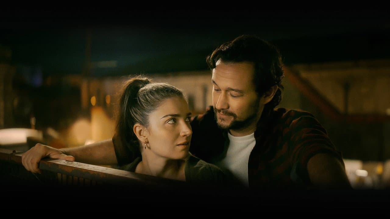 Flora and Son still 6