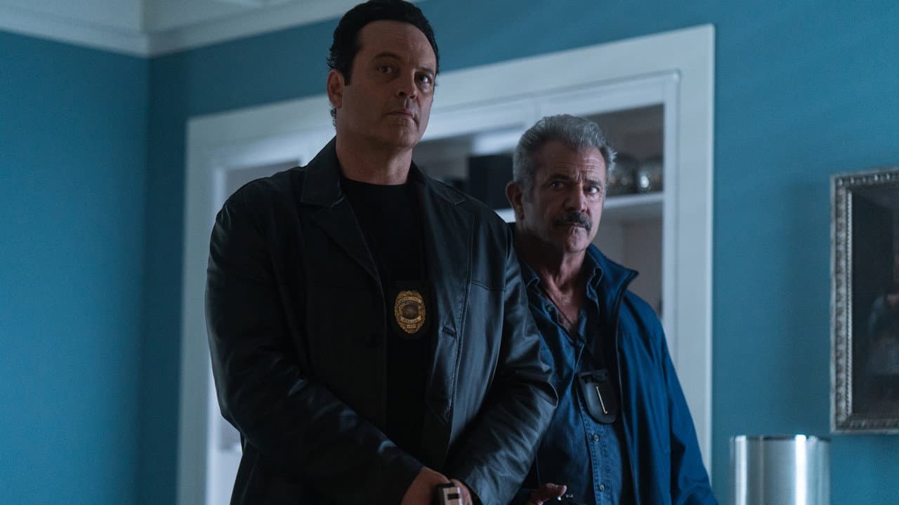 Dragged Across Concrete still 7