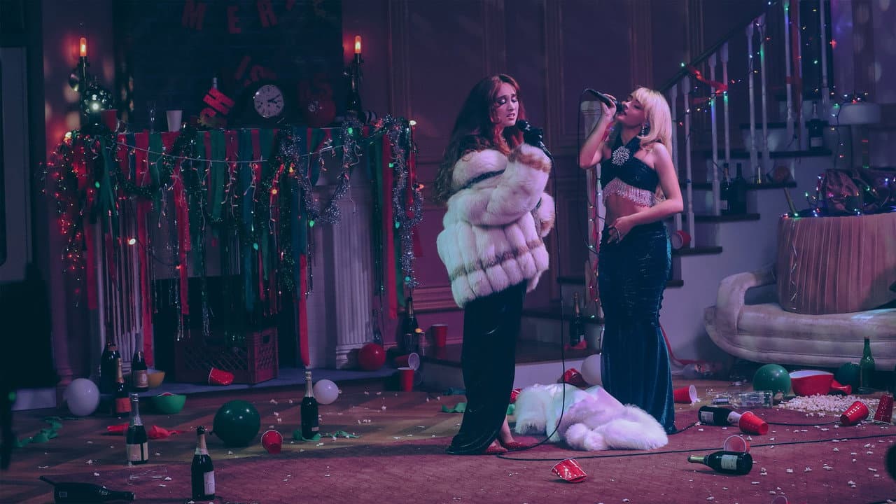 A Nonsense Christmas with Sabrina Carpenter still 3