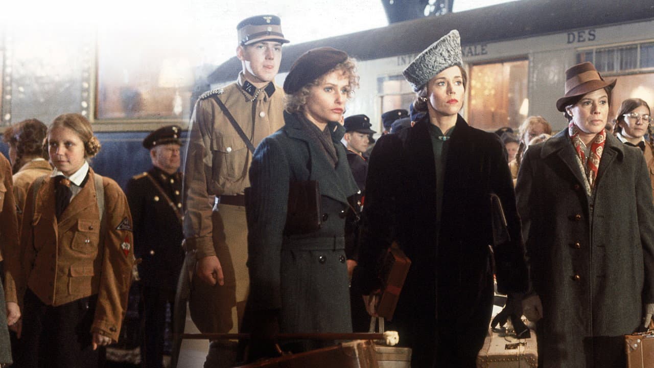 Julia still 2
