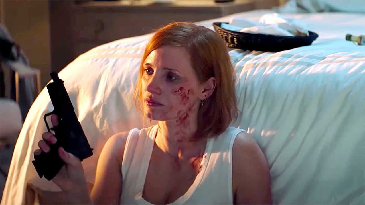Ava still 3