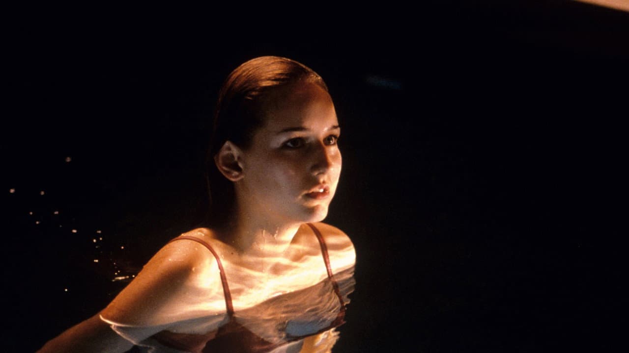 The Glass House still 5