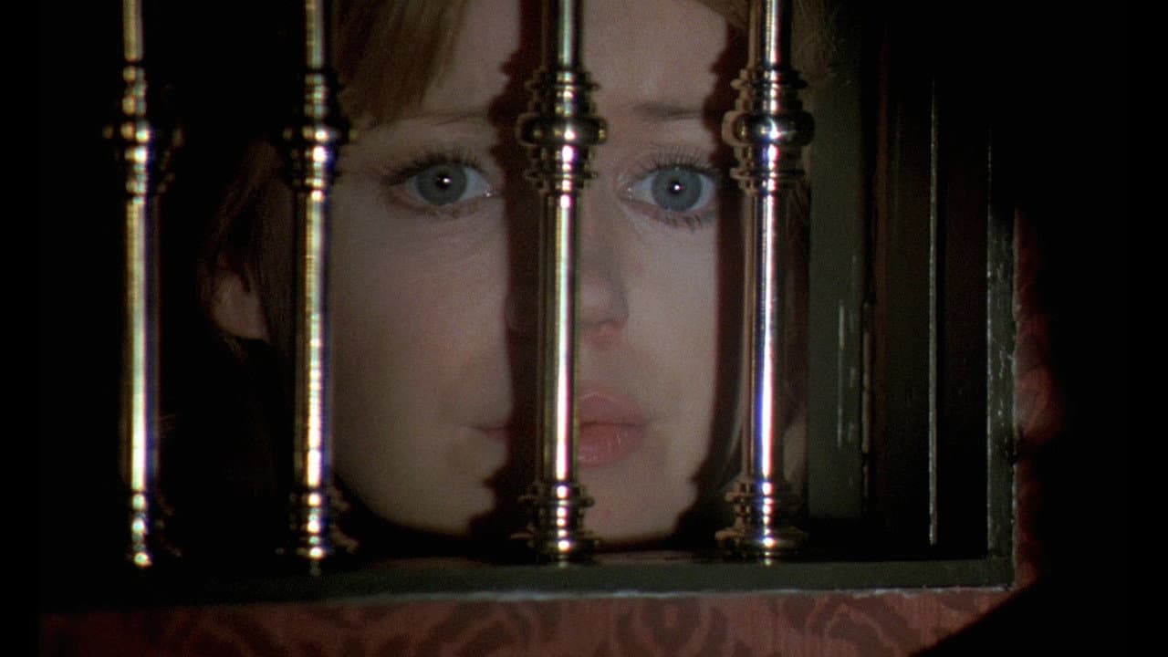 Hands of the Ripper still 4