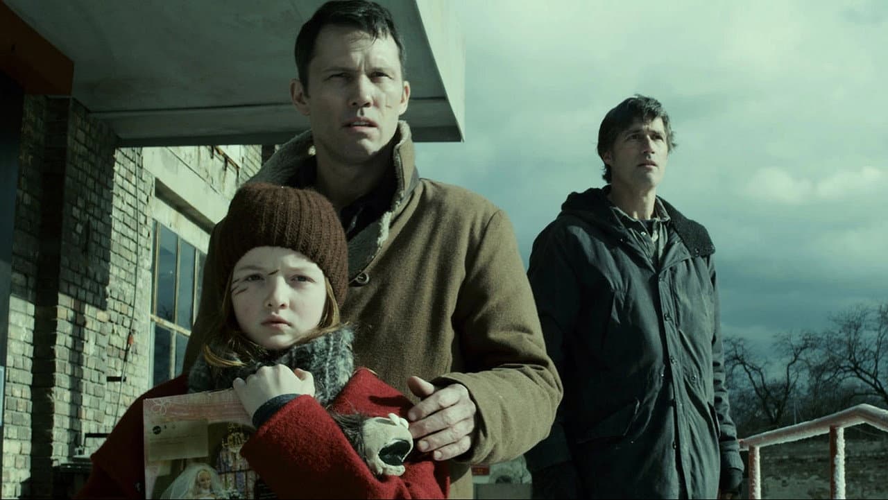 Extinction still 6