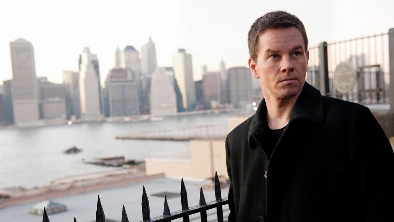 Broken City still 3