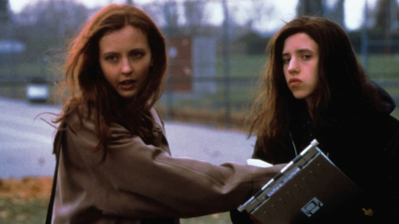 Ginger Snaps still 5