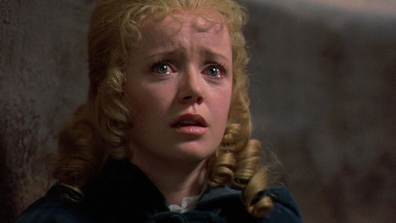 Hands of the Ripper still 8