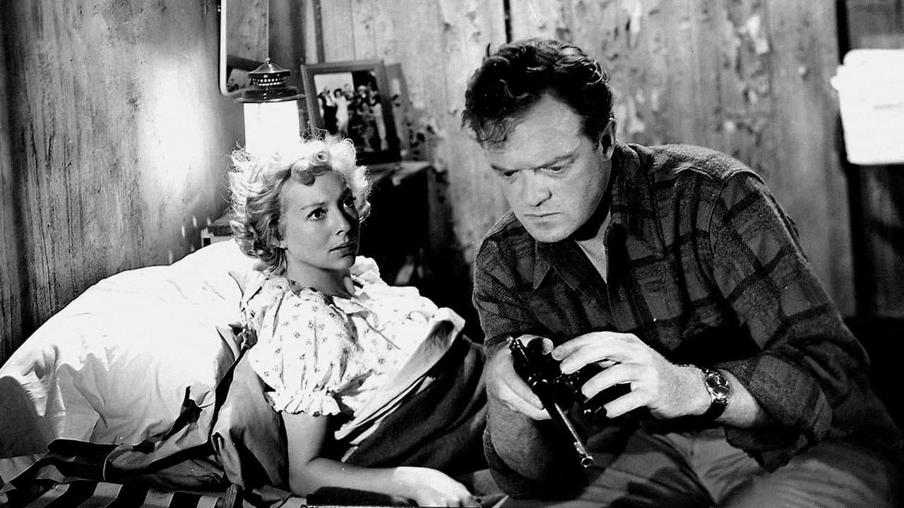 The Prowler still 6