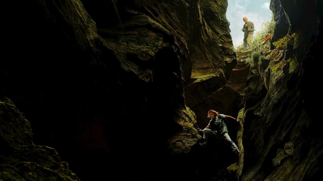 Apex still 7