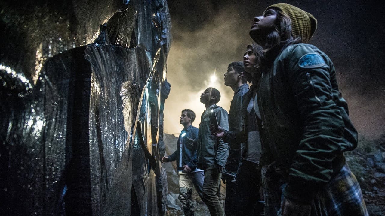Power Rangers still 5