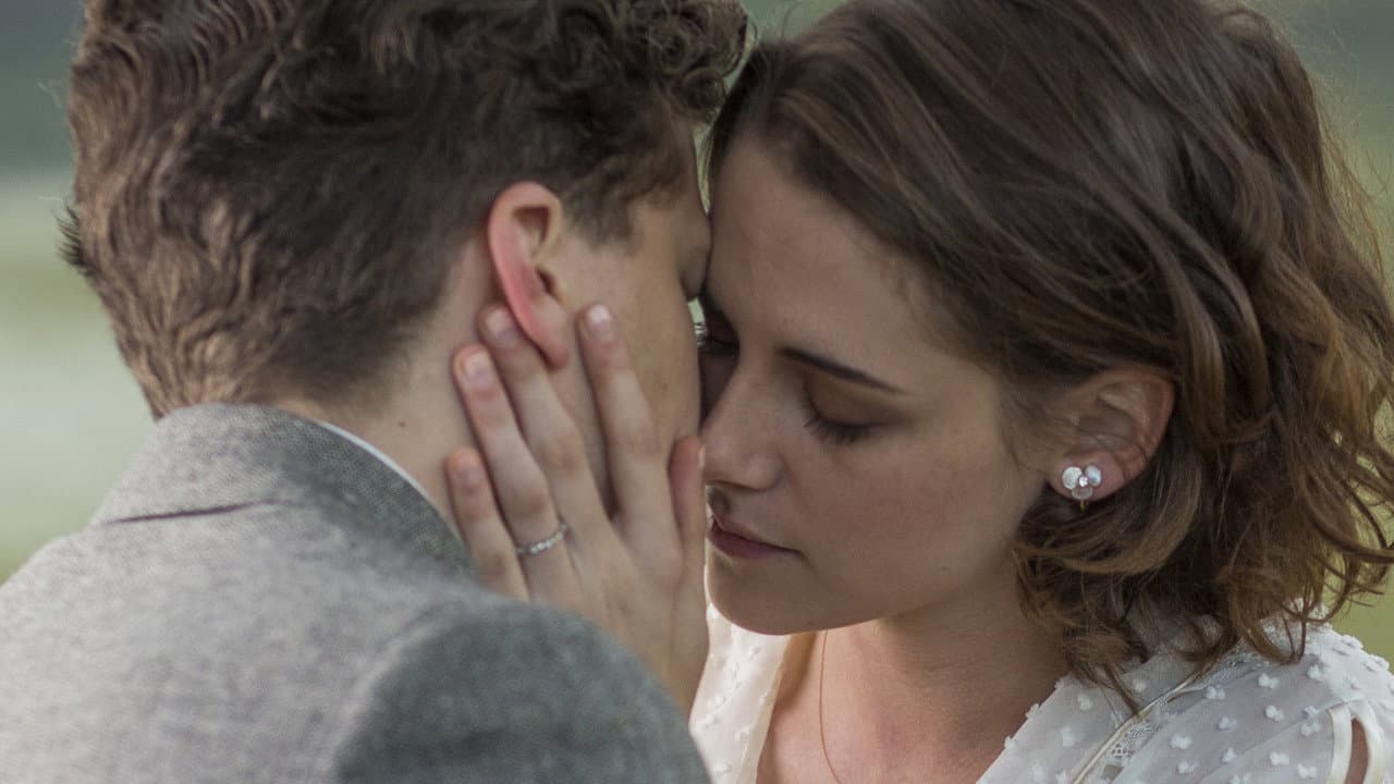 Café Society still 5