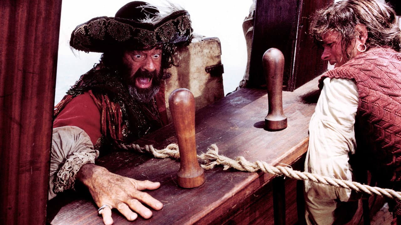Pirates still 4