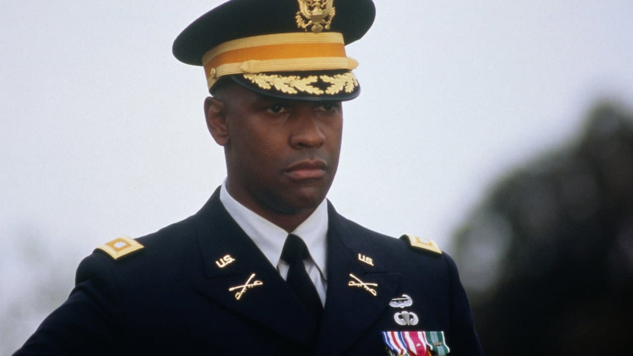 Courage Under Fire still 6