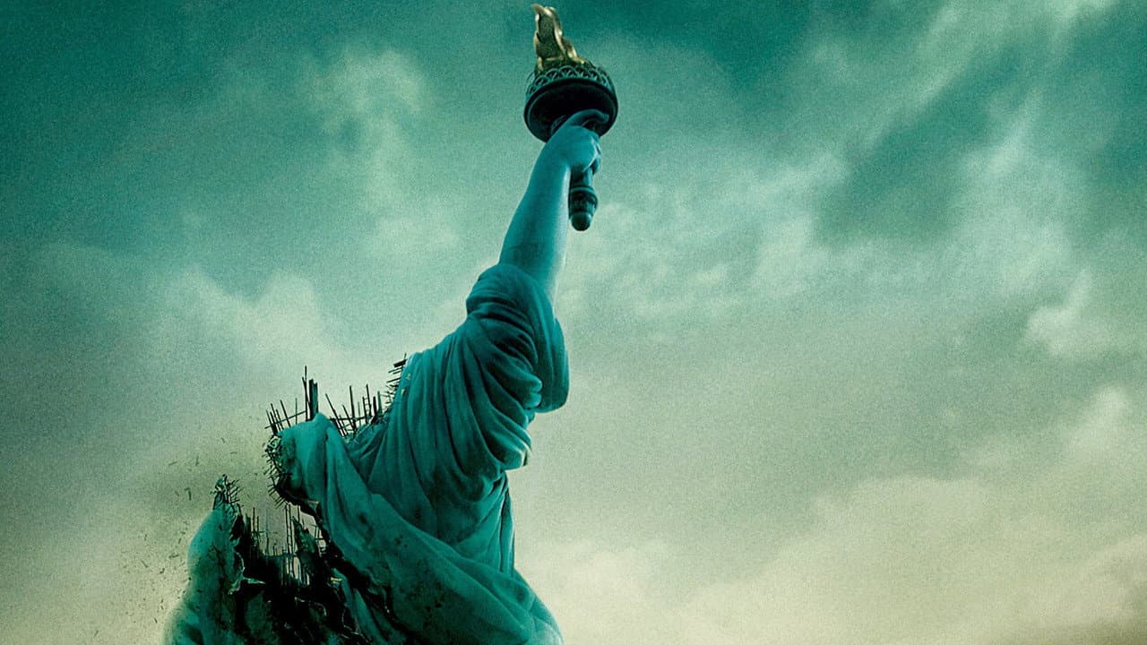 Cloverfield still 8
