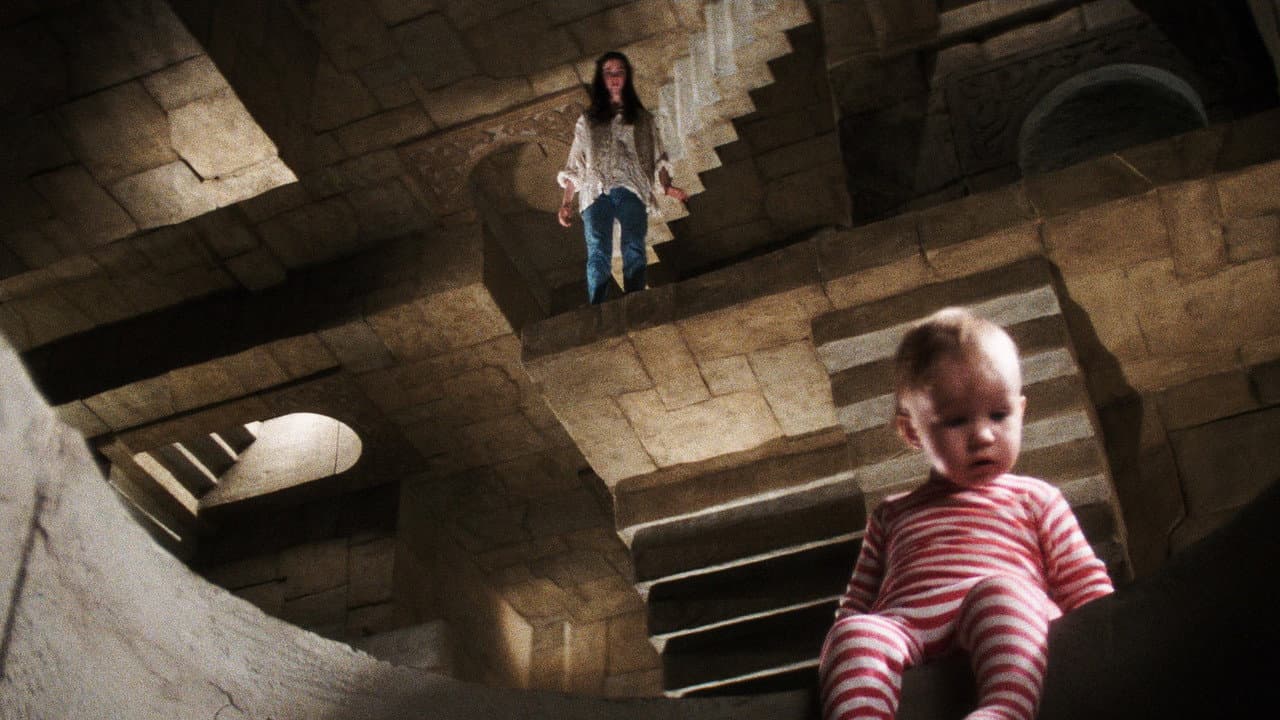 Labyrinth still 6