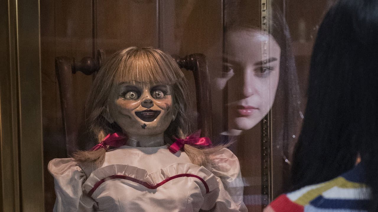 Annabelle Comes Home still 4