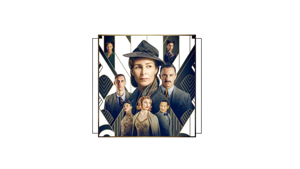Agatha and the Midnight Murders still 8