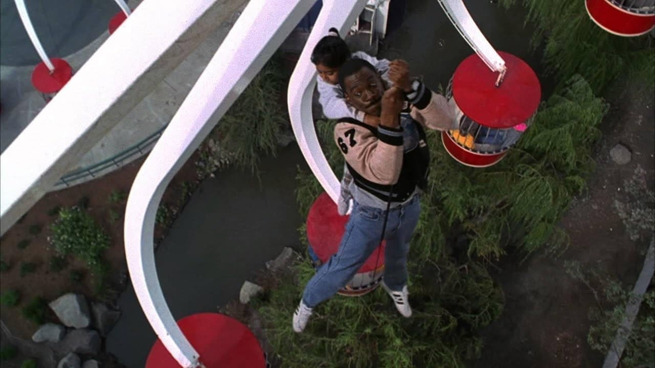 Beverly Hills Cop III still 8