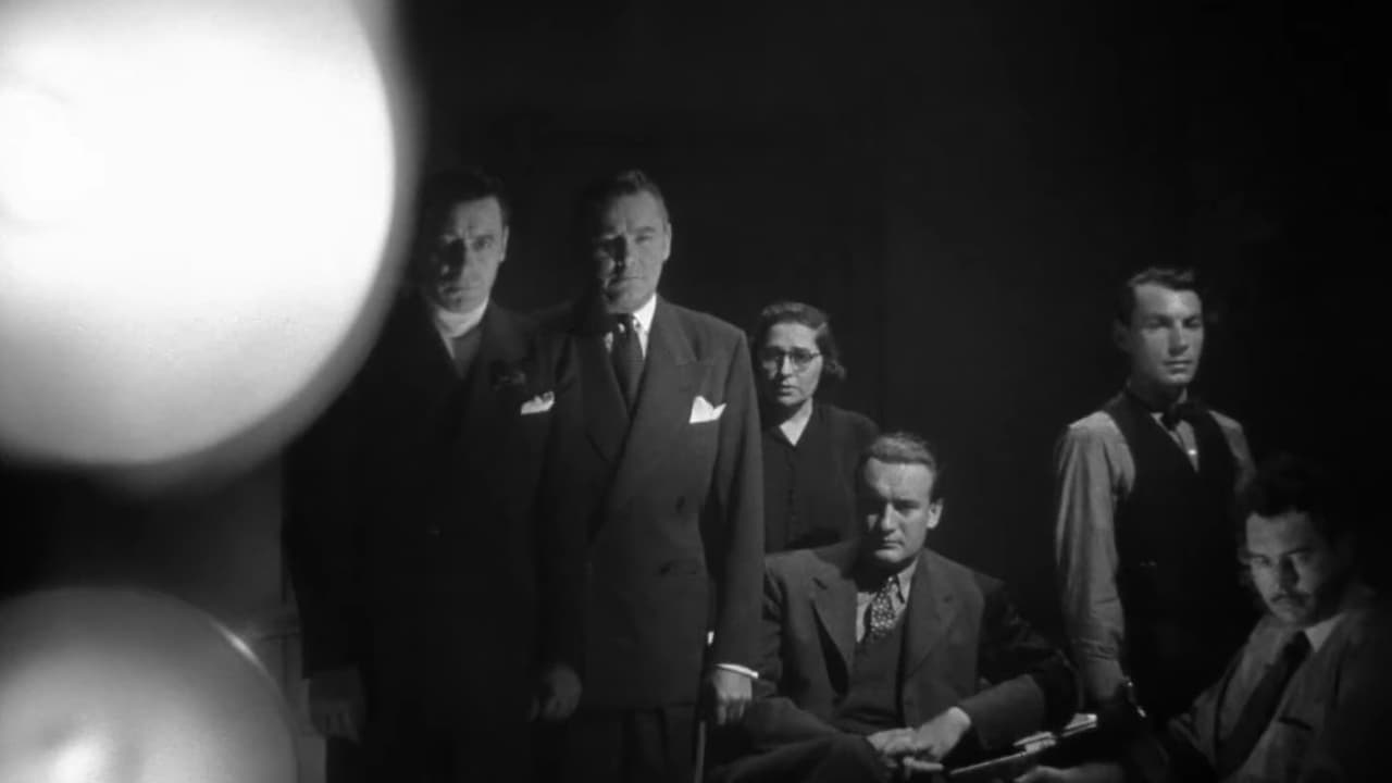 Foreign Correspondent still 1