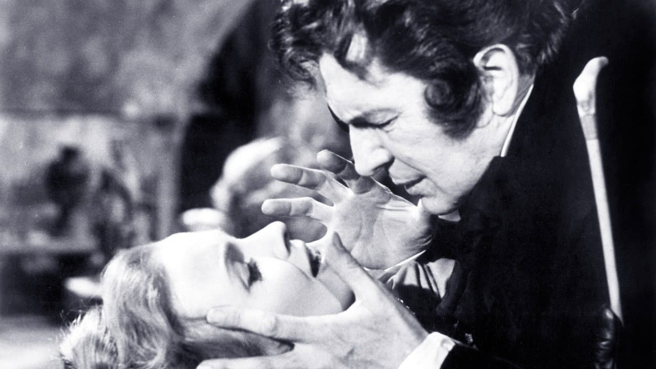 The Tomb of Ligeia still 3