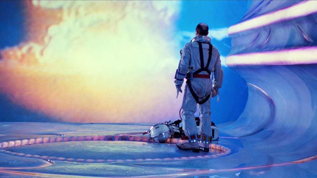 The Abyss still 5