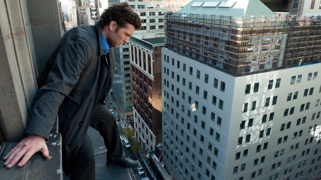 Man on a Ledge still 5