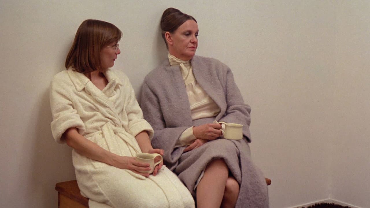 Interiors still 6