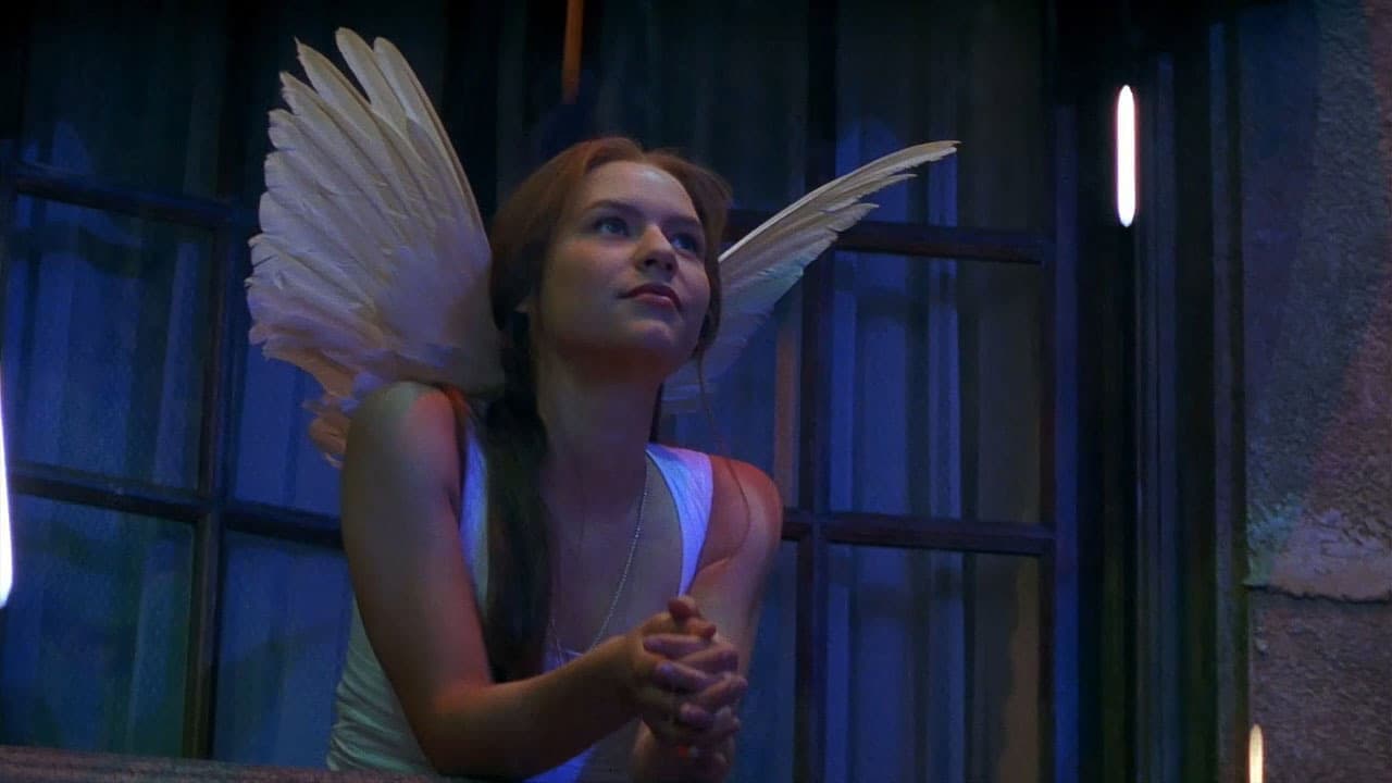 Romeo + Juliet still 3