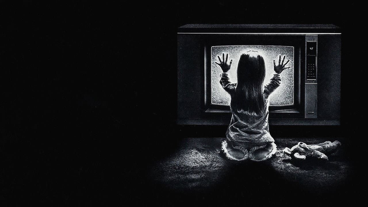 Poltergeist still 6
