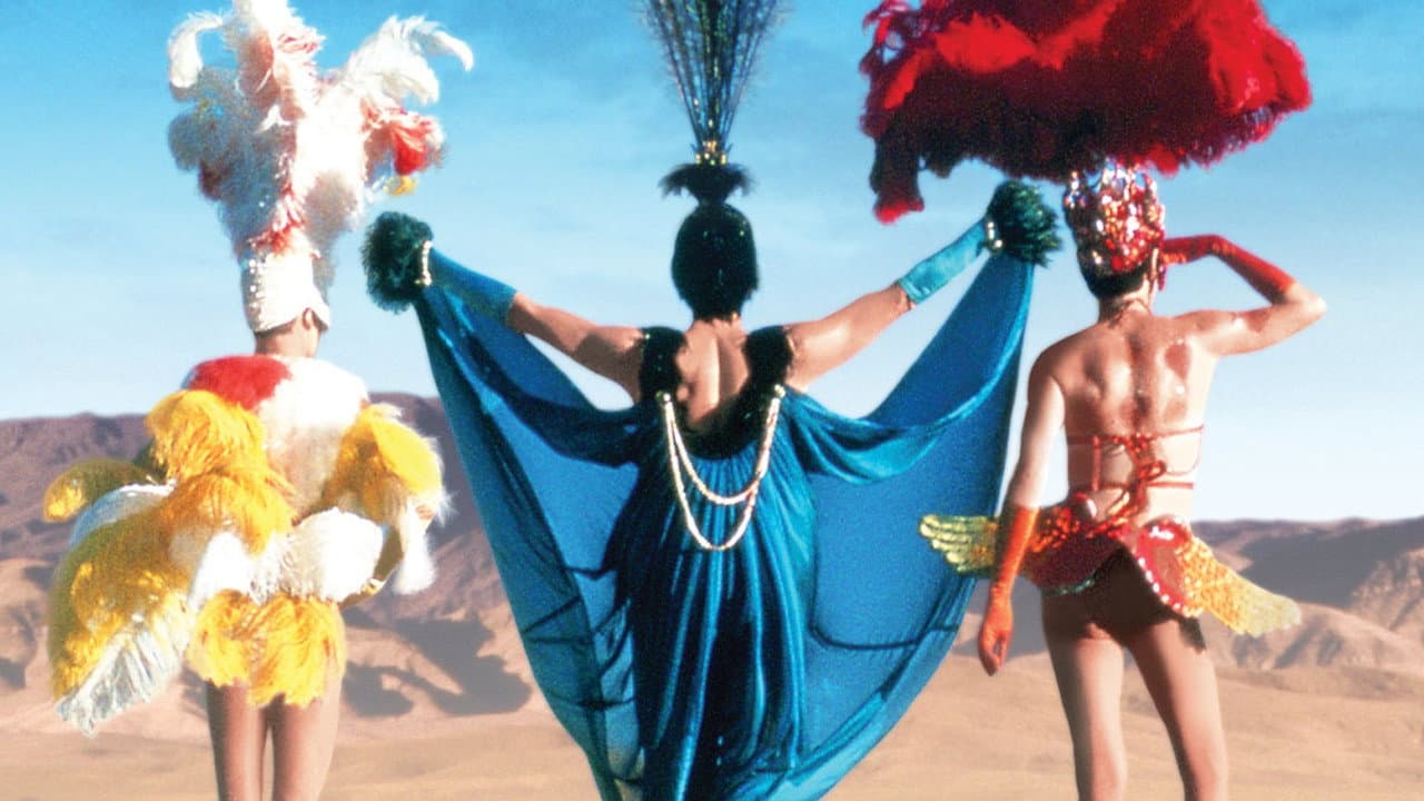 The Adventures of Priscilla, Queen of the Desert still 4