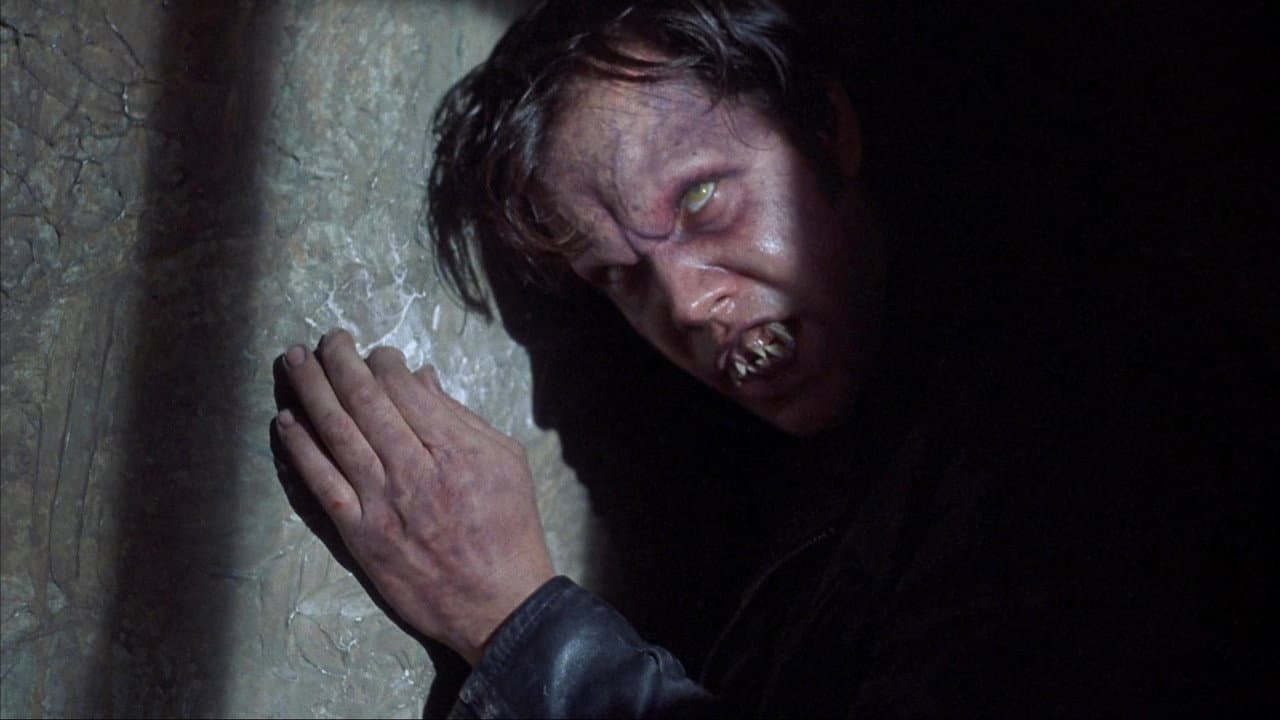 Night of the Demons 2 still 7