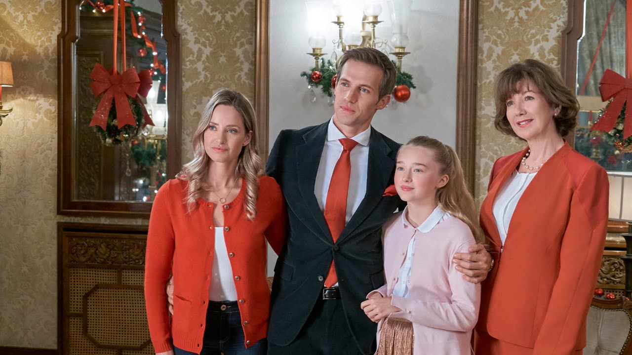 Christmas at the Palace still 5