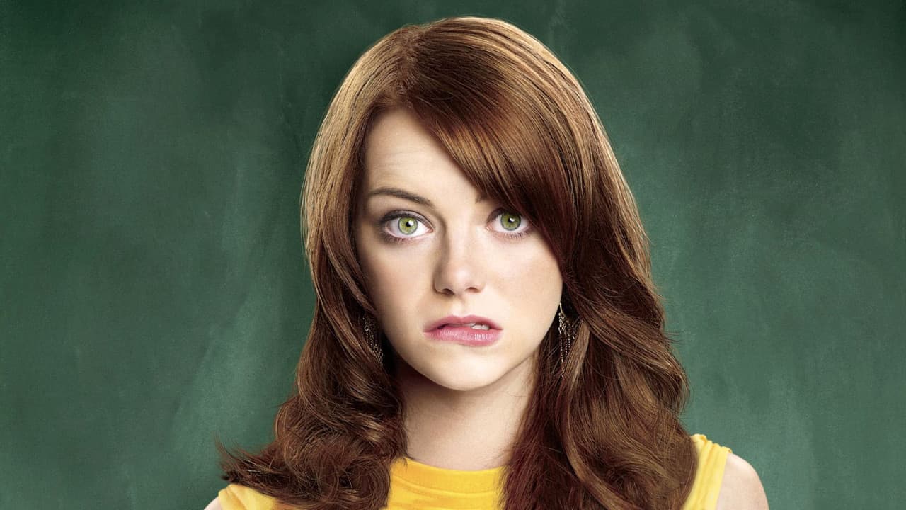 Easy A still 6