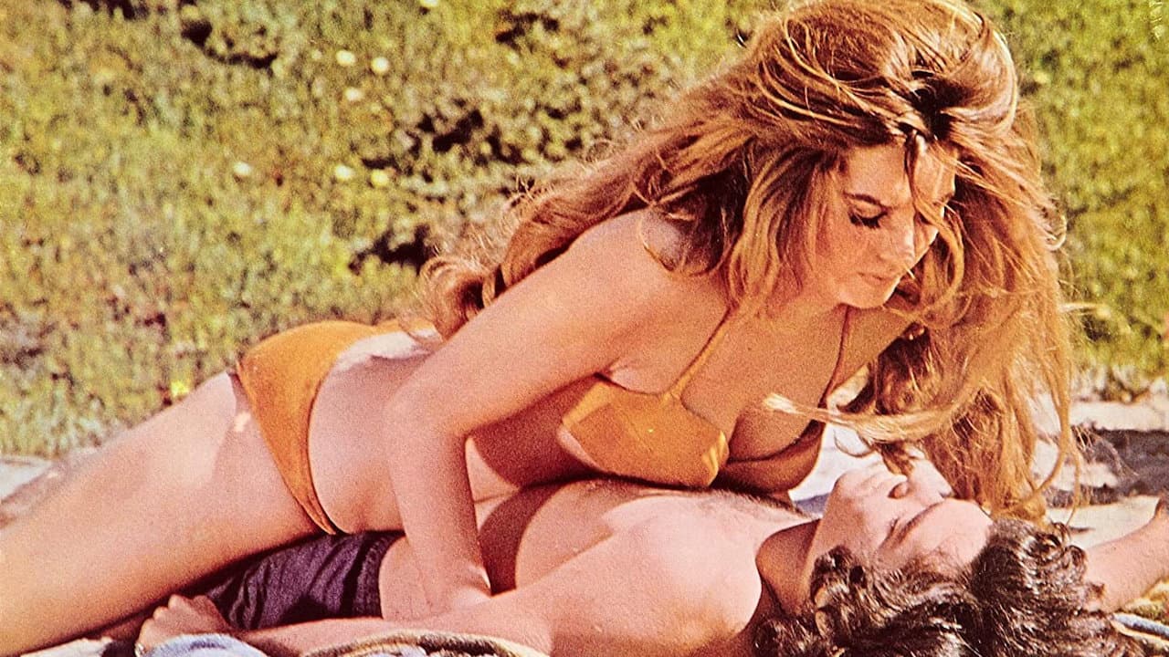 Beyond the Valley of the Dolls still 8