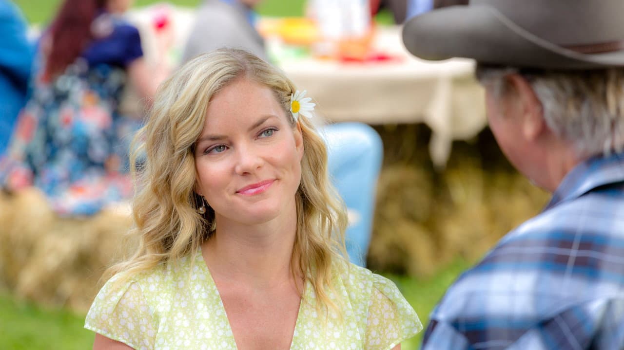 Royal Hearts still 2