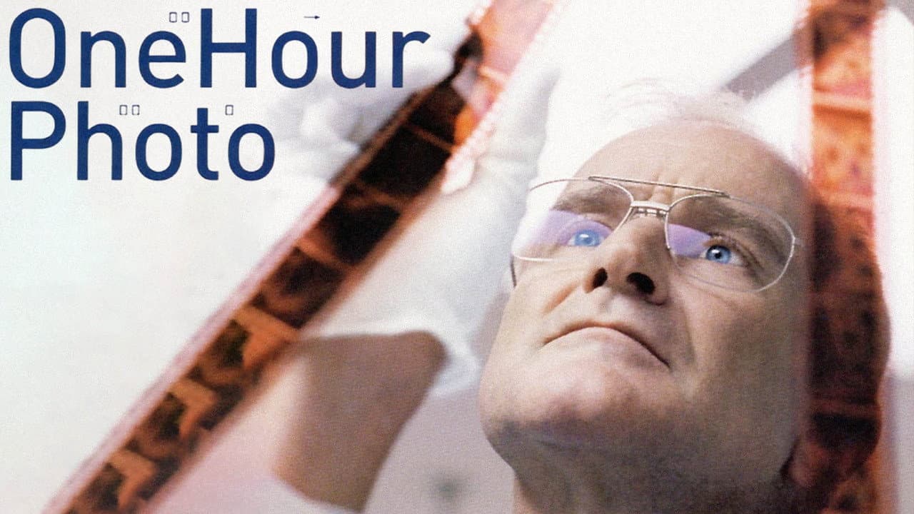 One Hour Photo still 2