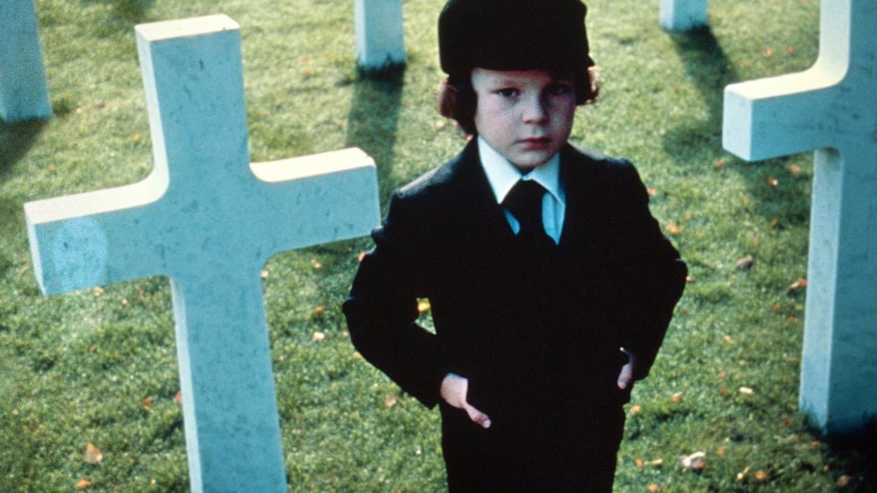 The Omen still 3