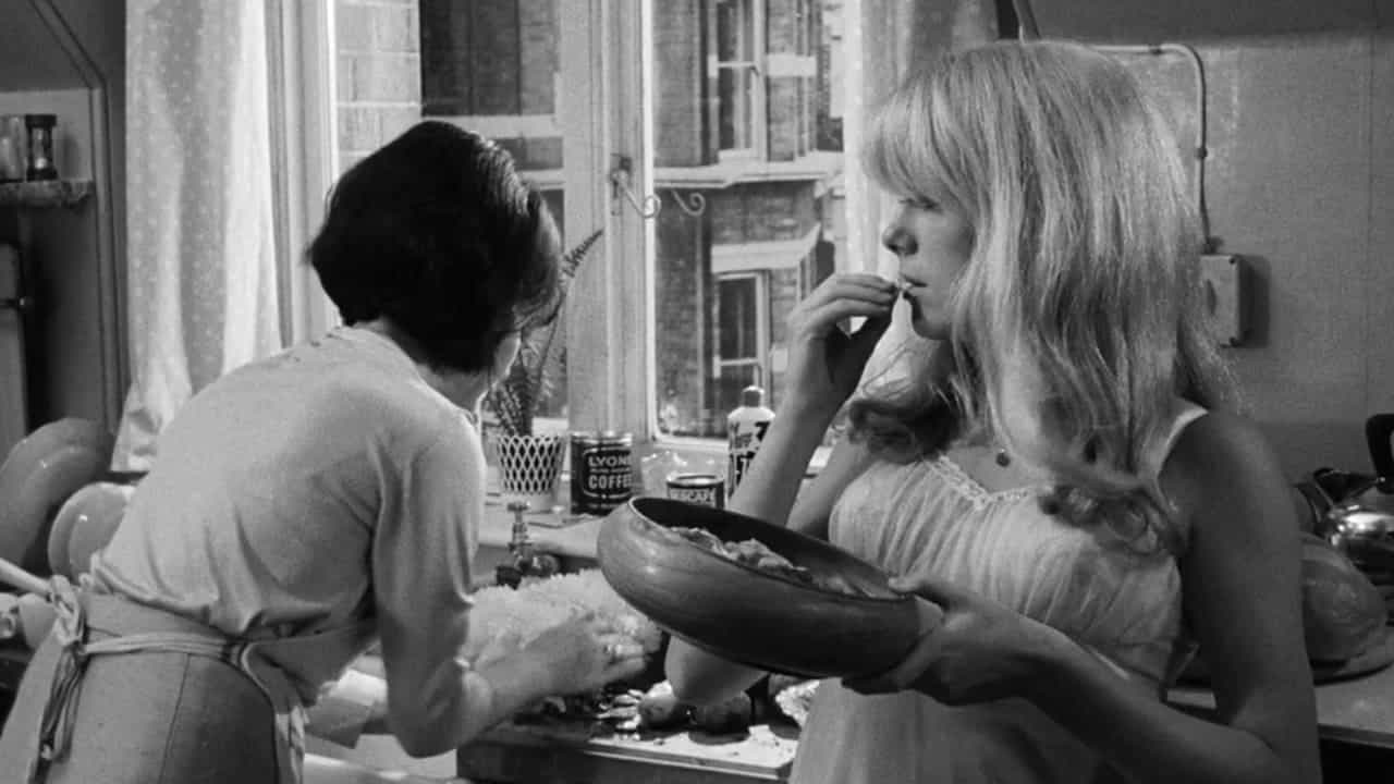 Repulsion still 7