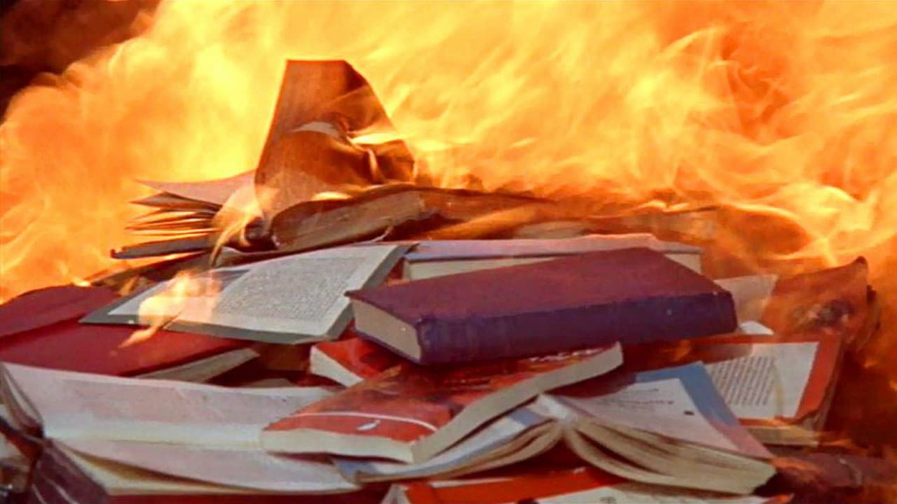 Fahrenheit 451 still 6