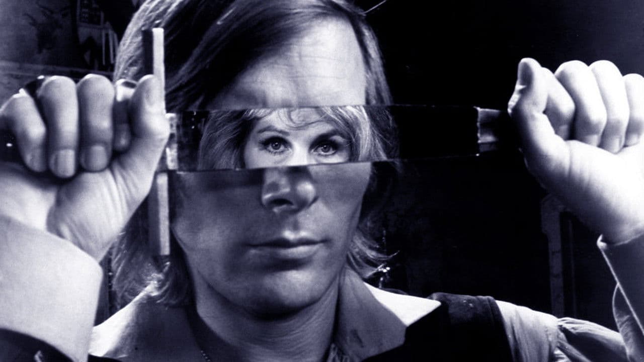 Captain Kronos: Vampire Hunter still 2