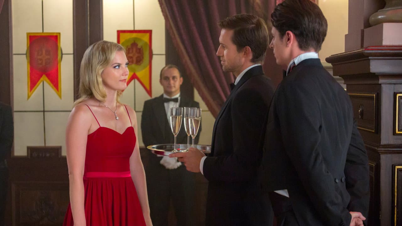 Royal Hearts still 5