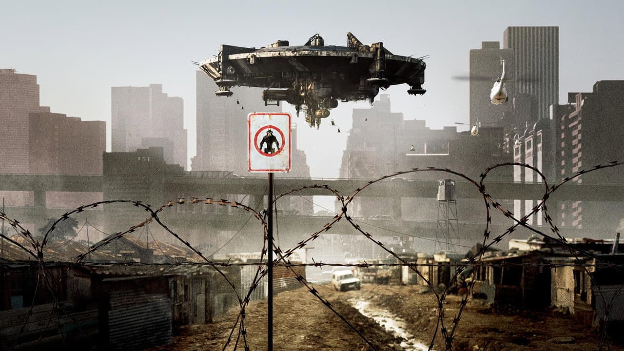 District 9 still 6