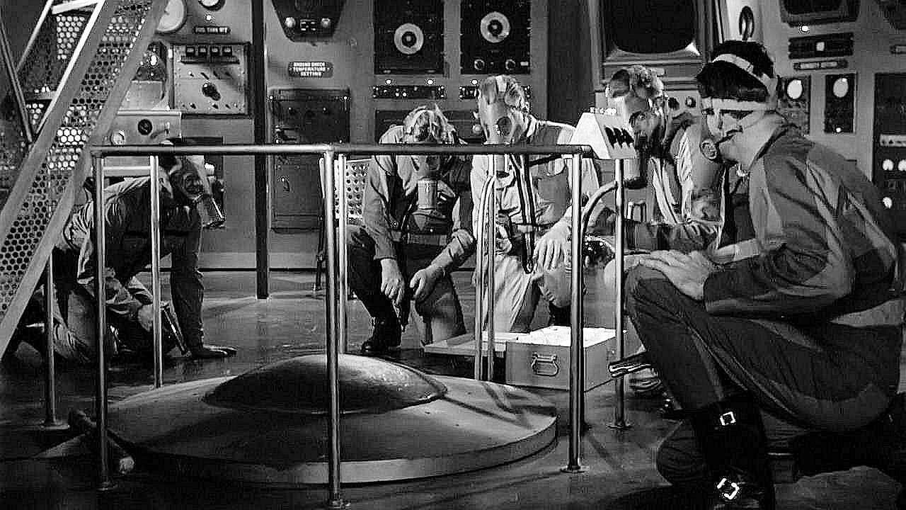 It! The Terror from Beyond Space still 6