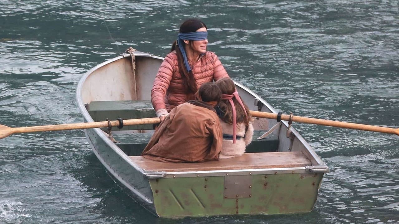 Bird Box still 8