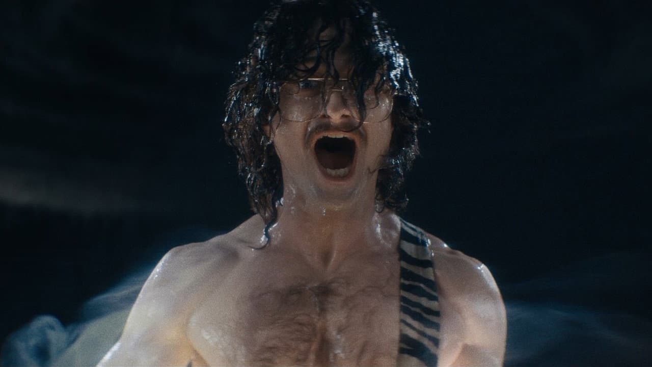Weird: The Al Yankovic Story still 5
