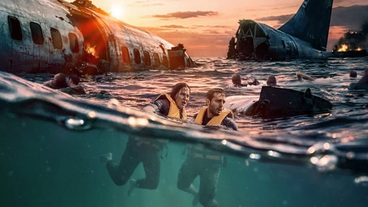 Deep Water Movie Review: A Tense, Erotic Thriller still 3
