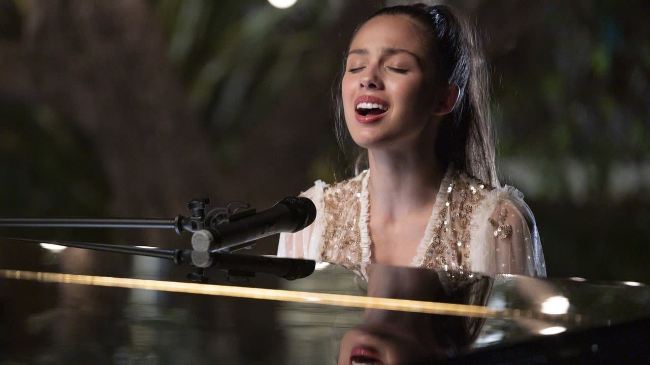High School Musical: The Musical: The Holiday Special still 2