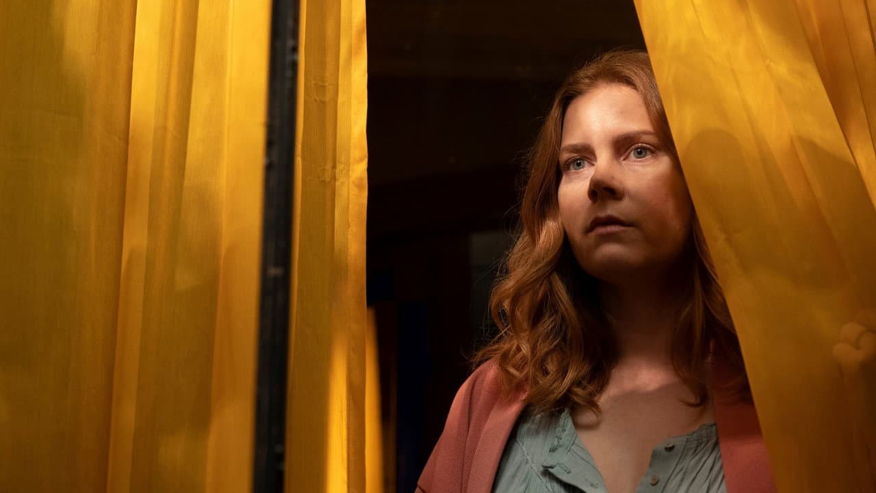 The Woman in the Window still 8
