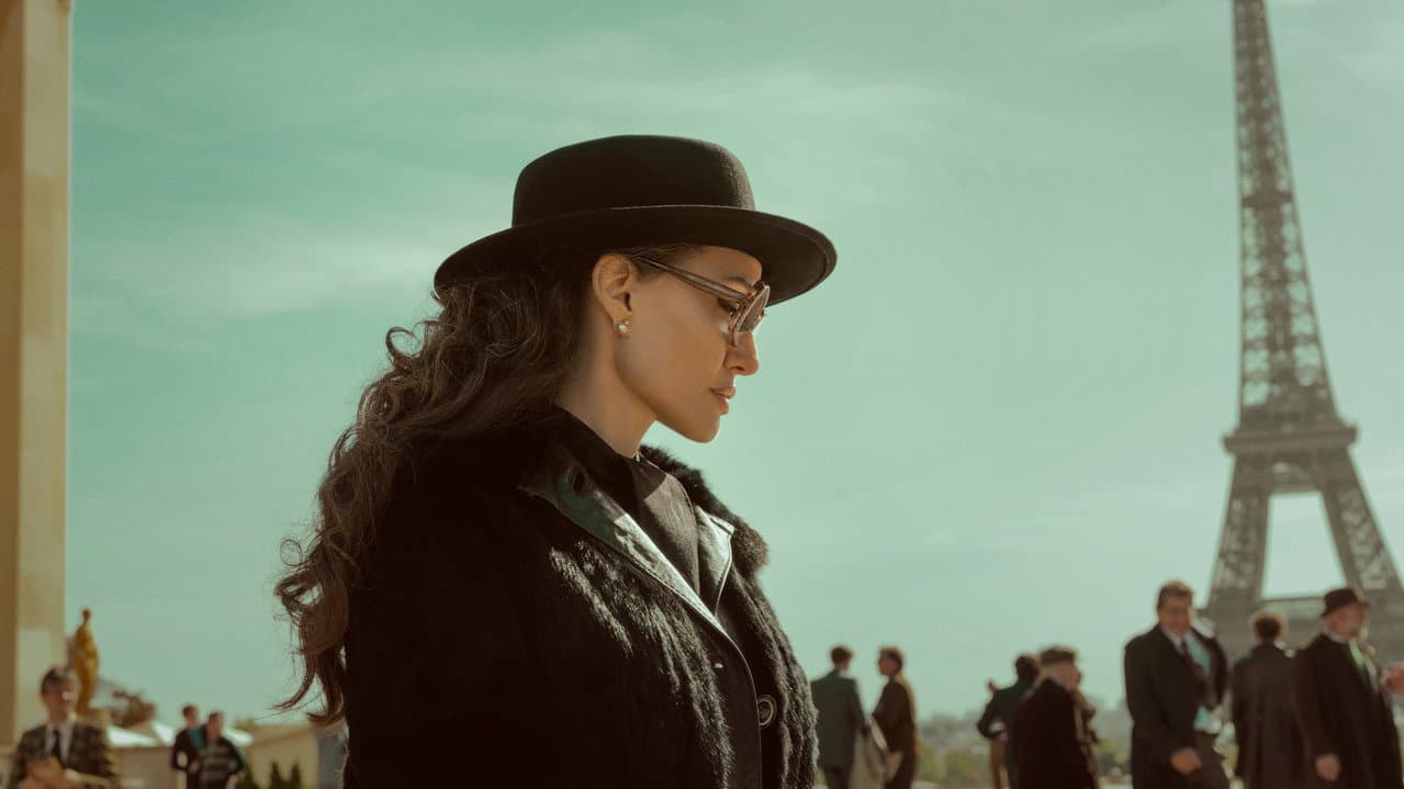 Maria still 6